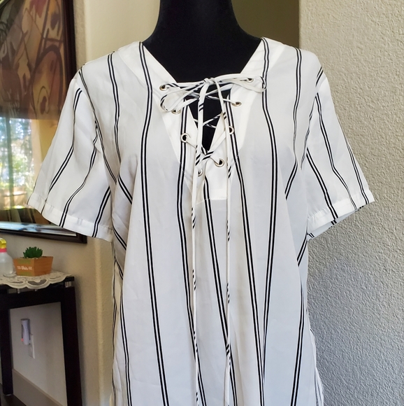 Black and white pinstripe blouse.  NWOT - Picture 12 of 16